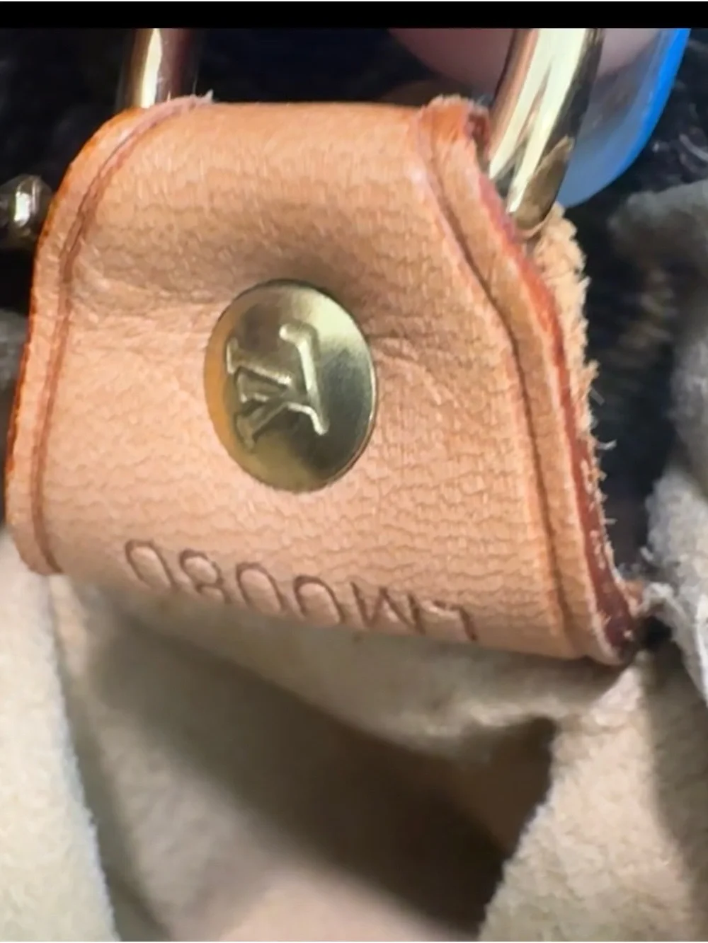 Louis Vuitton Monogram looping Shoulder Bag